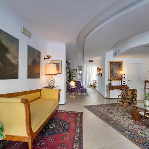 Hotel Bernardino, Lucca